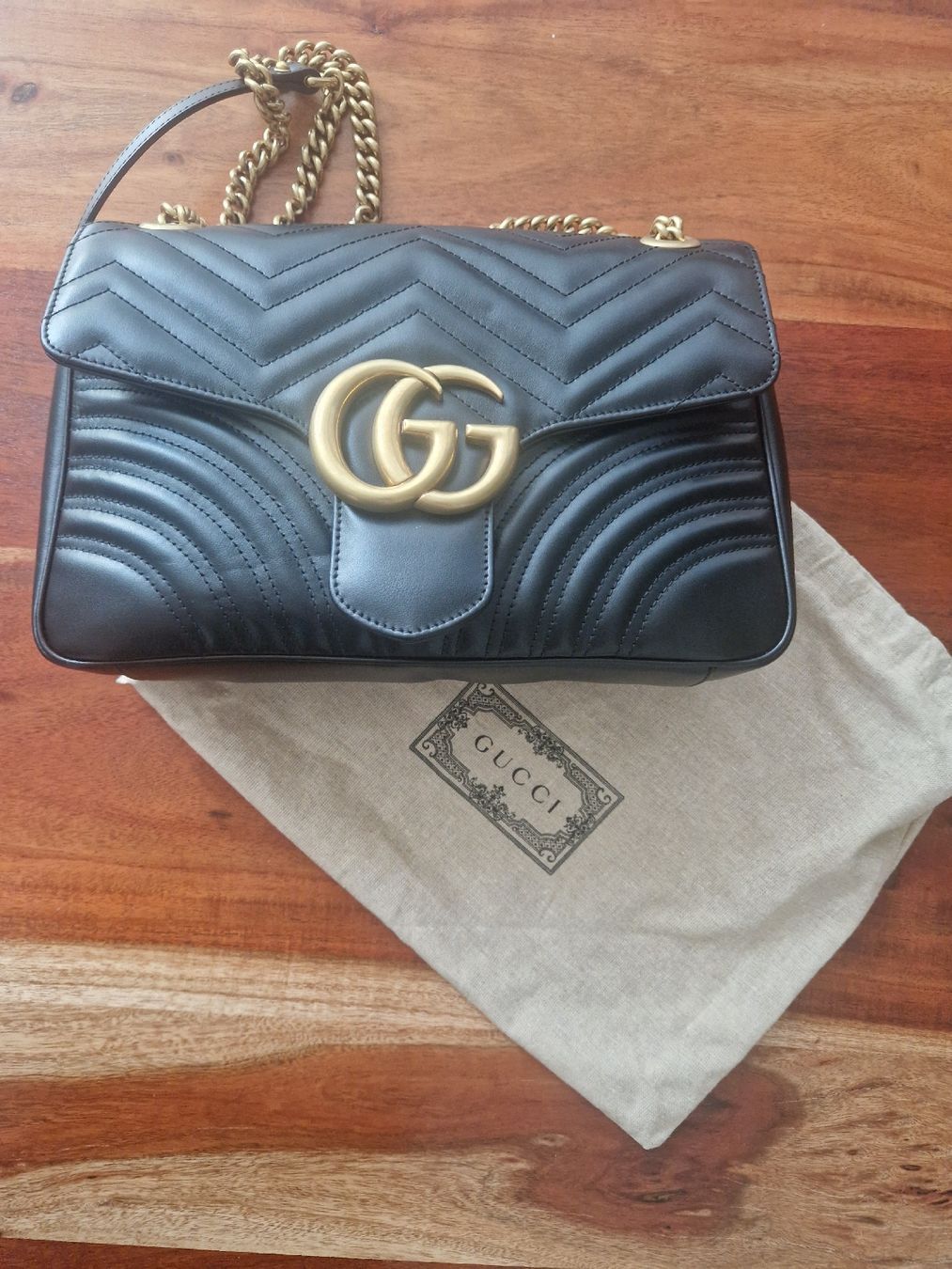 Gucci Borse da donna: Gucci Grosse GG MARMONT Schultertasche – Usato da Cham venduto da YvonneSecondHand 5