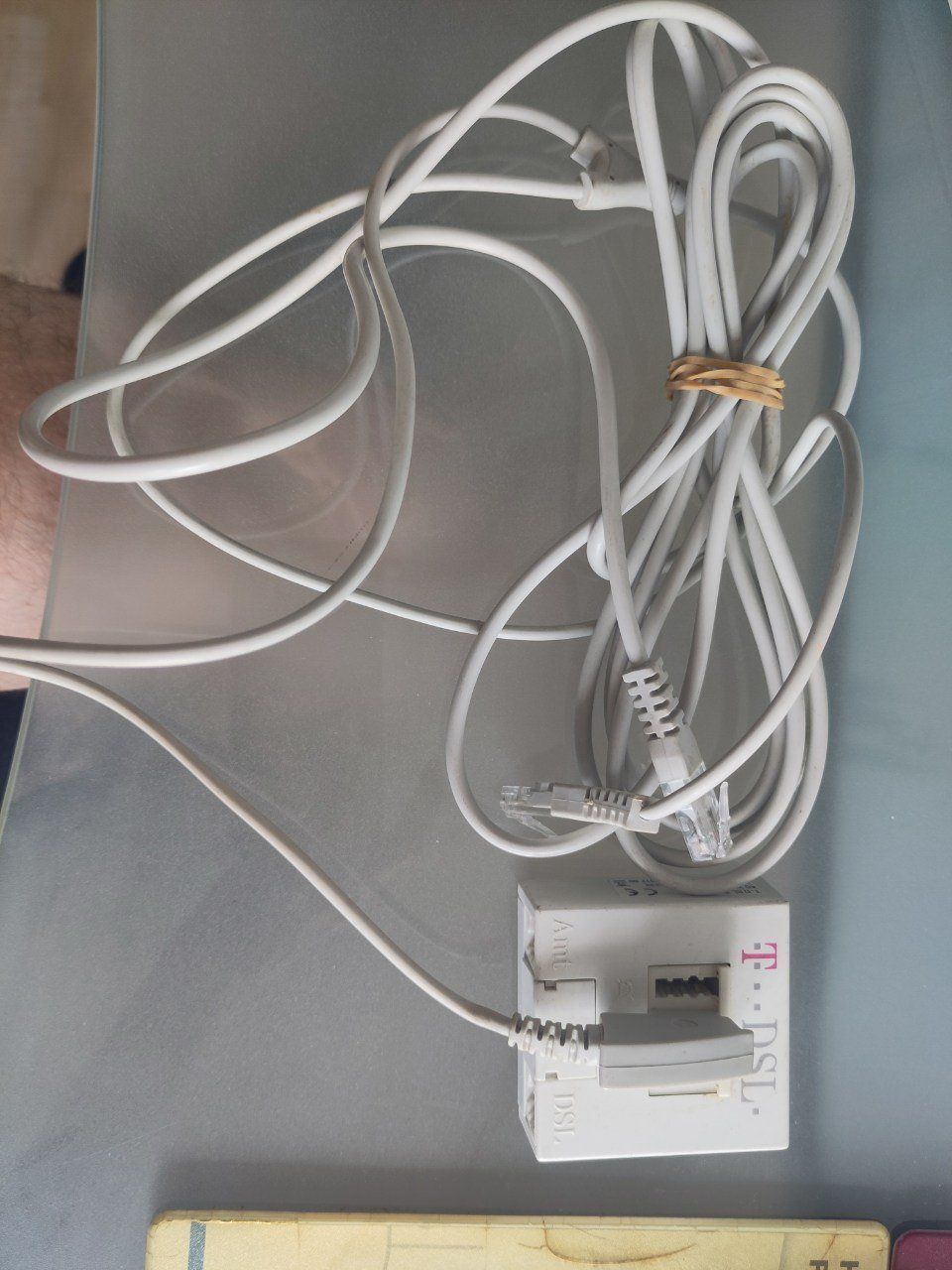 Câbles: T-DSL Splitter + DSL-Kabel – D'occasion à Baden par kenaborks111 1