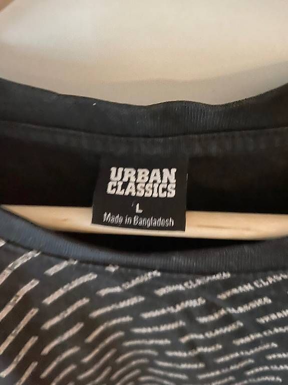 T-shirt: T-shirt Urban classic L – Usato da Tegna venduto da JenTimo 2