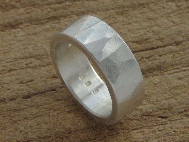Anelli: breiter UNIKAT Ring Silber 999 Hammerschlag / Gr. 59 – Nuovo (secondo la descrizione) da Ermatingen venduto da Decovin 1