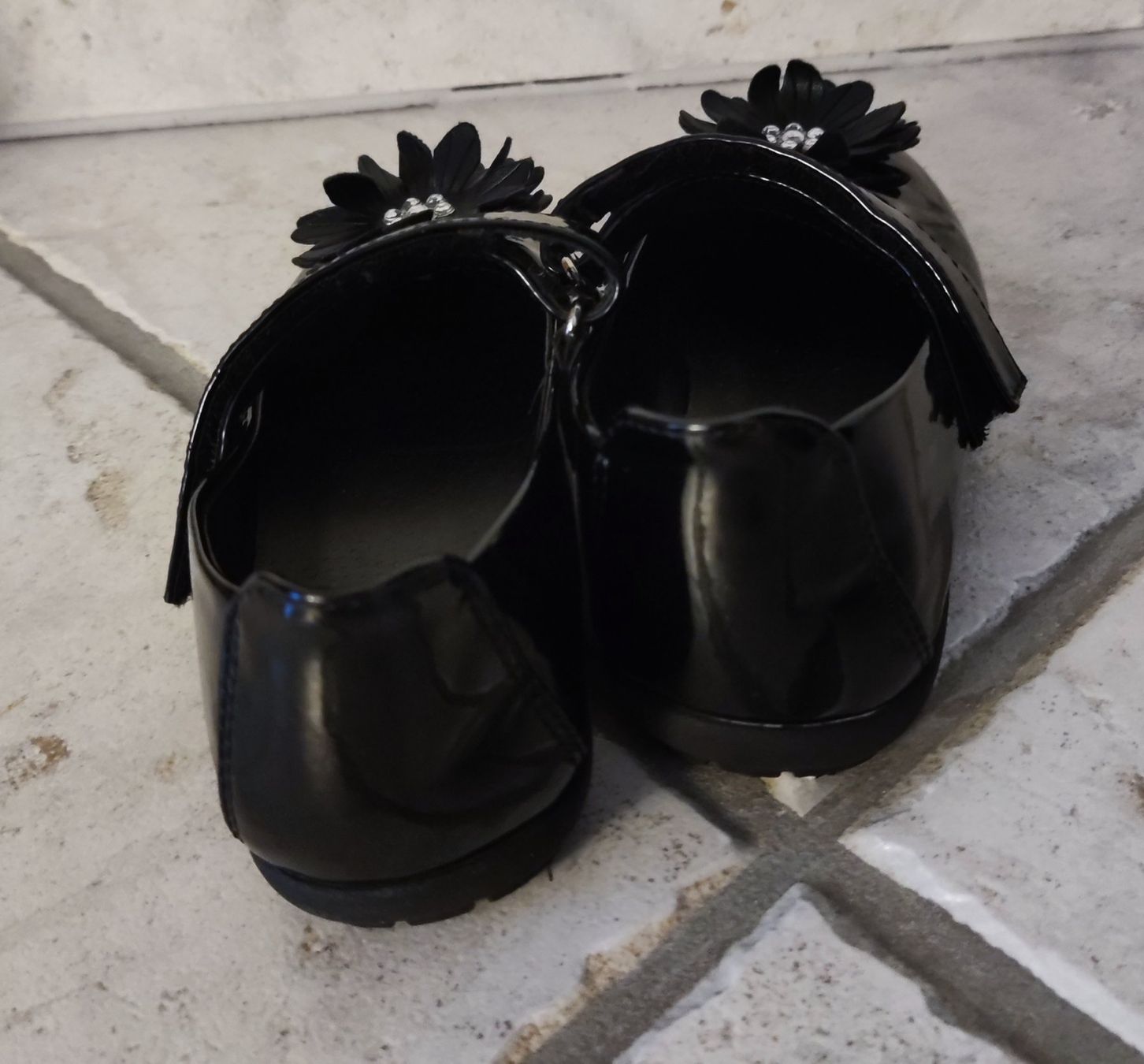 Scarpe per ragazze: Mädchen Schuhe Grösse 28 – Usato da Chur venduto da Rodanisa 4