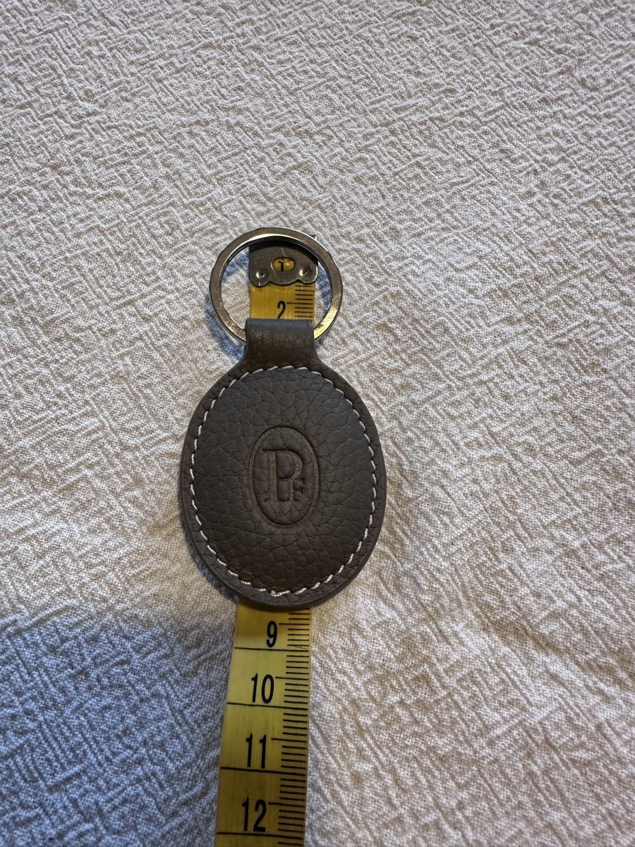 Porte-clés: Porte-clés Parmigiani Fleurier – Neuf avec emballage d'origine à Les Bioux par ann_g9bh 4