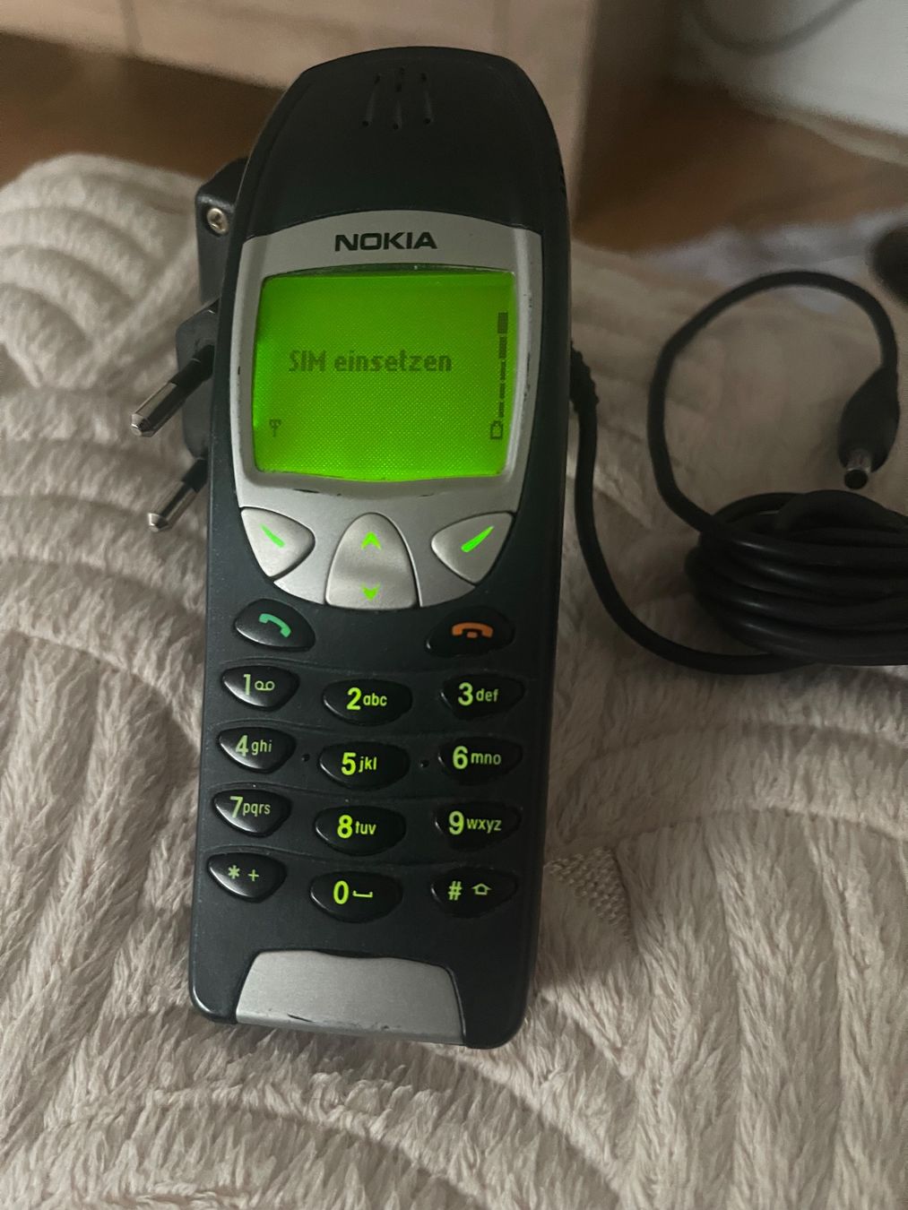 Nokia Handys / Smartphones: Nokia 6210 auto handy inkl lgerät – Gebraucht aus Regensdorf von mex5145 8