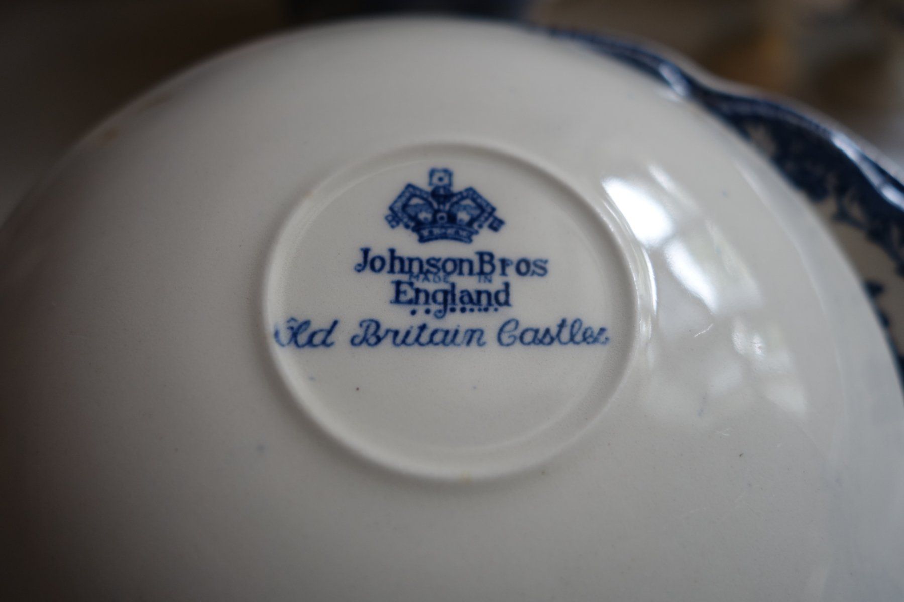 Johnson Brothers Geschirrsets: Englisches Geschirrset Johnson Bros – Gebraucht aus Biel/Bienne von Rothar 1