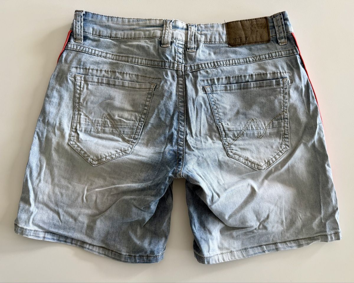 Nile Jeans: NILE Shorts Gr. XS – Usato da Hombrechtikon venduto da ViNo1604 1