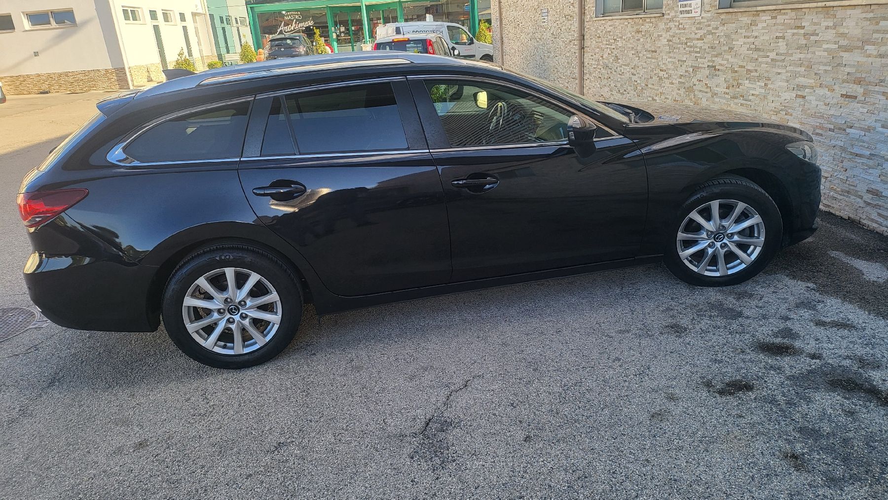 Mazda Automobili: Mazda 6 Sport Wagon 2.2D Automatico | 2013 | MFK – Usato da Dietikon venduto da mom_xn89 1