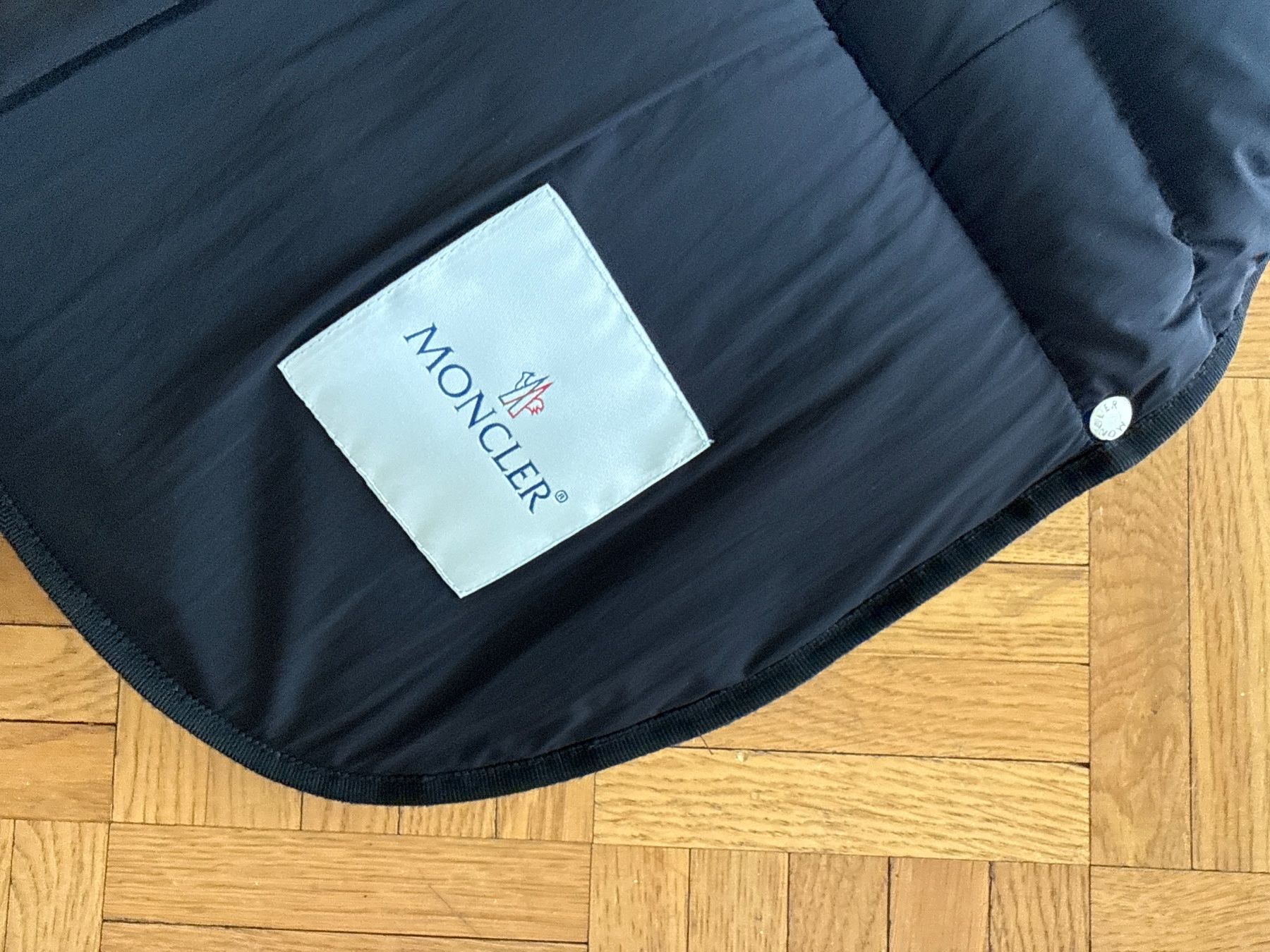 Giacche: Moncler Daunenjacke Gr.3 /M – Usato da Adlikon b. Regensdorf venduto da galaxandy 2