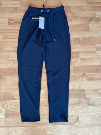 Neue Hose dunkelblau, Grösse S