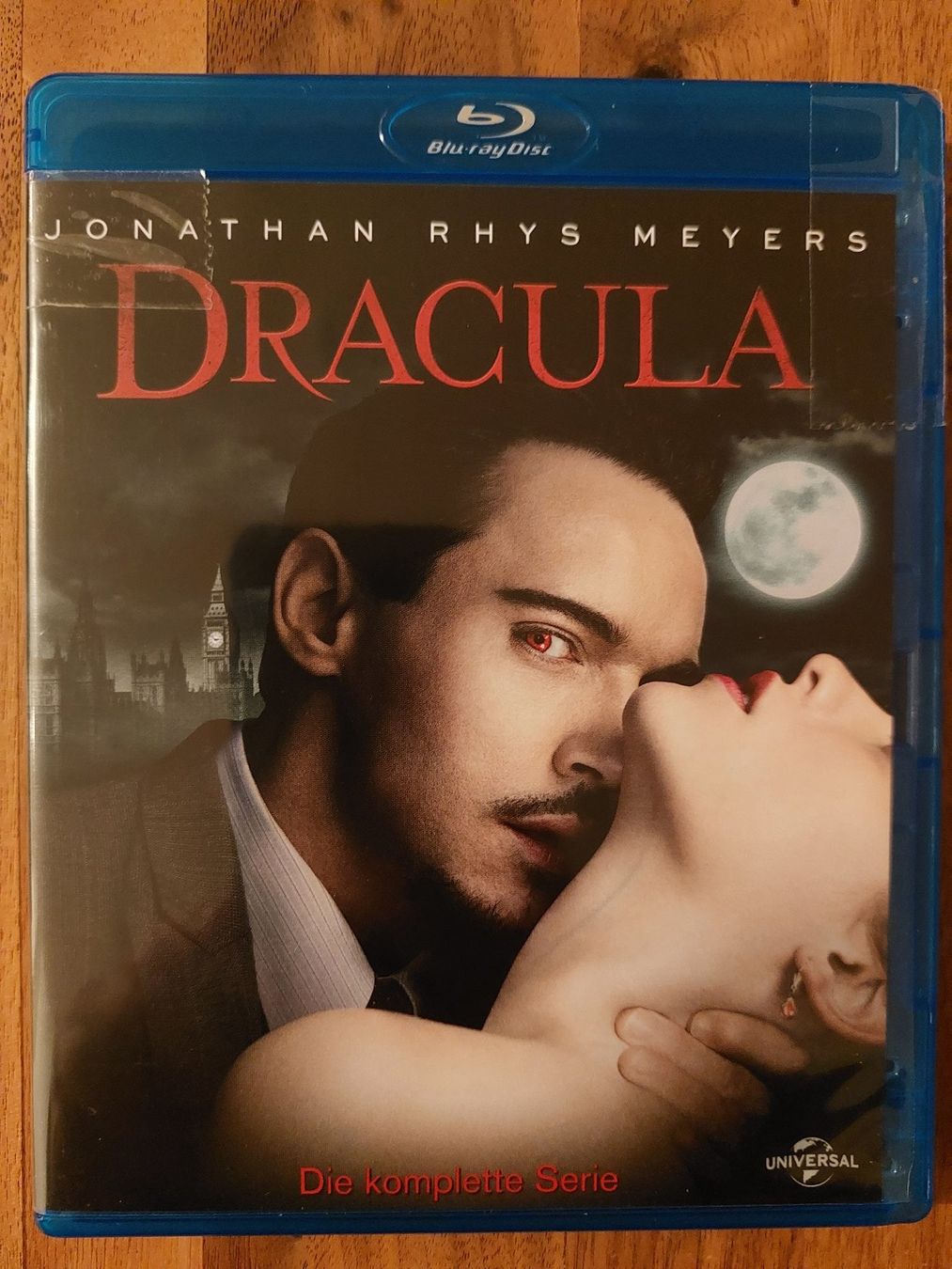 Alle DVDs: Blu Ray - Dracula / Die komplette Serie – Gebraucht aus Rheinfelden von FilmAuktion 2