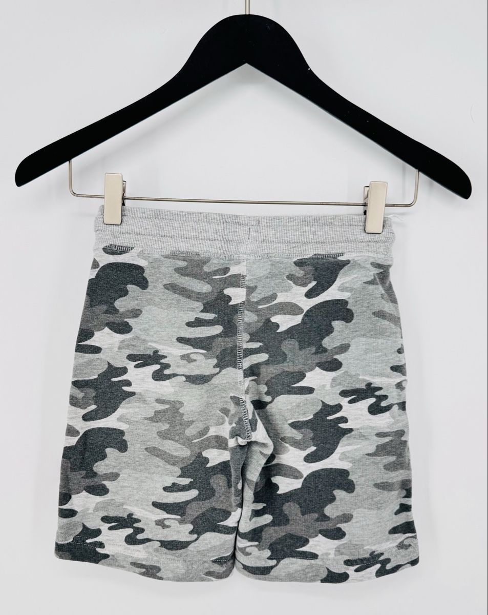 Pantaloni: # BOY - Shorts Gr. 122 - C&A # – Usato da Bolligen venduto da secondhand-with-love 1