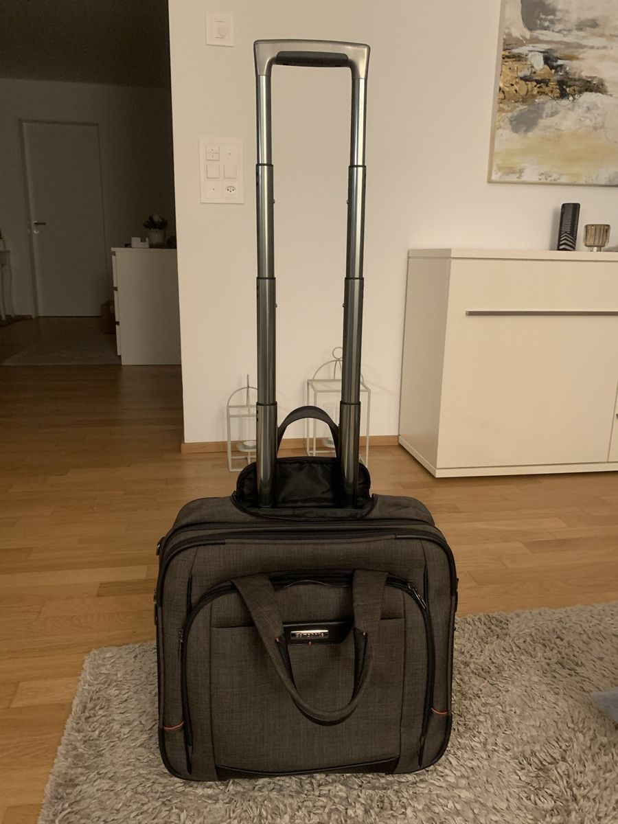 Samsonite Valigie & Borse: Samsonite rolling tote 16,4“ – Usato da Buchrain venduto da aba06