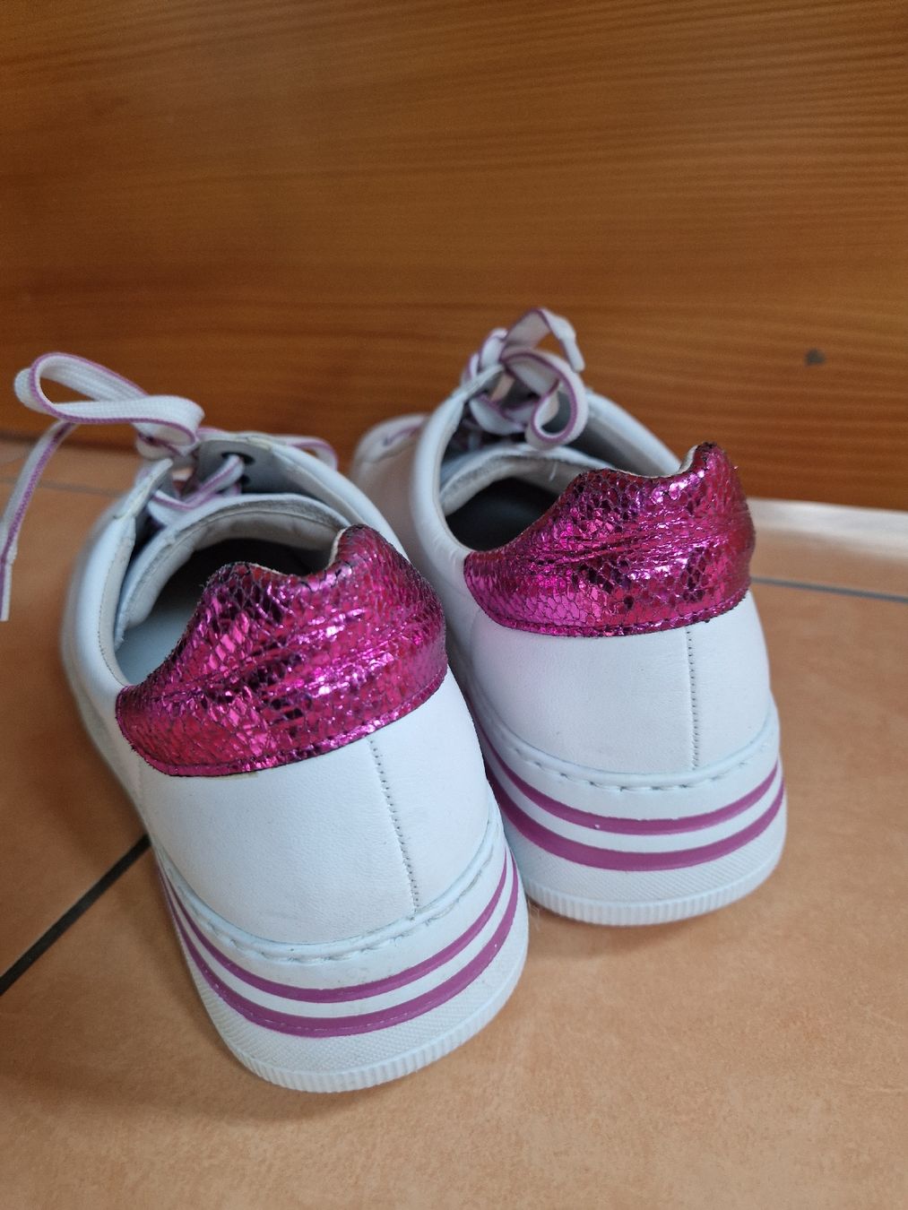 Gabor Chaussures femmes: Gabor Sneaker weiss/pink 38 – D'occasion à Lichtensteig par Cocabana_16 2