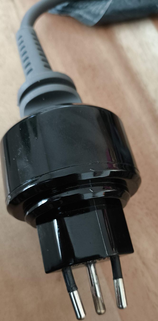 Dyson Sèche-cheveux: Dyson Haartrockner HD08 – Défectueux à Rümlang par ricardean 9