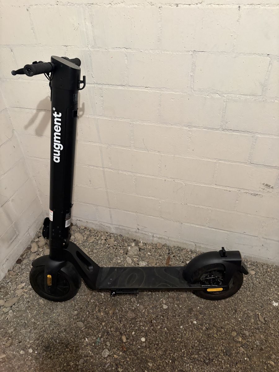 Scooter: E Scooter  – Usato da Burgdorf venduto da mil_bgk2