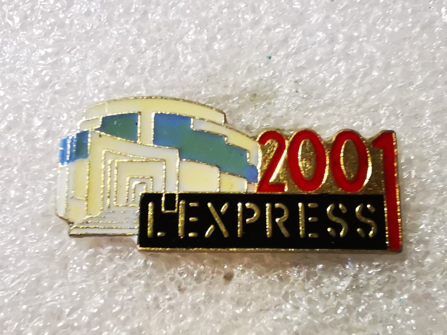 Placchette & Badge: Ansteckpin 143: 2001 L Express – Usato da Oppligen venduto da Pin-Fall-Shop