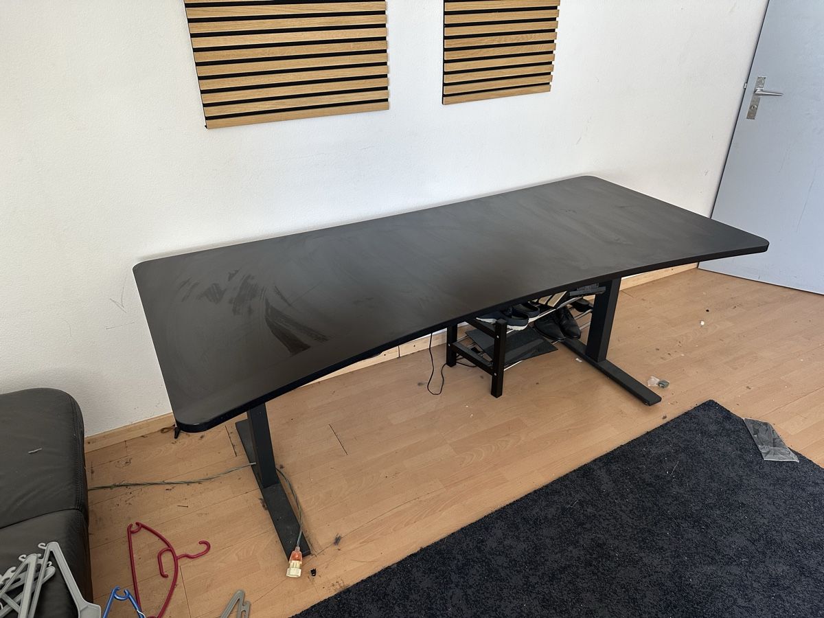 Gonser Scrivanie: Stehtisch 200cm – Usato da Regensdorf venduto da urDetox 1