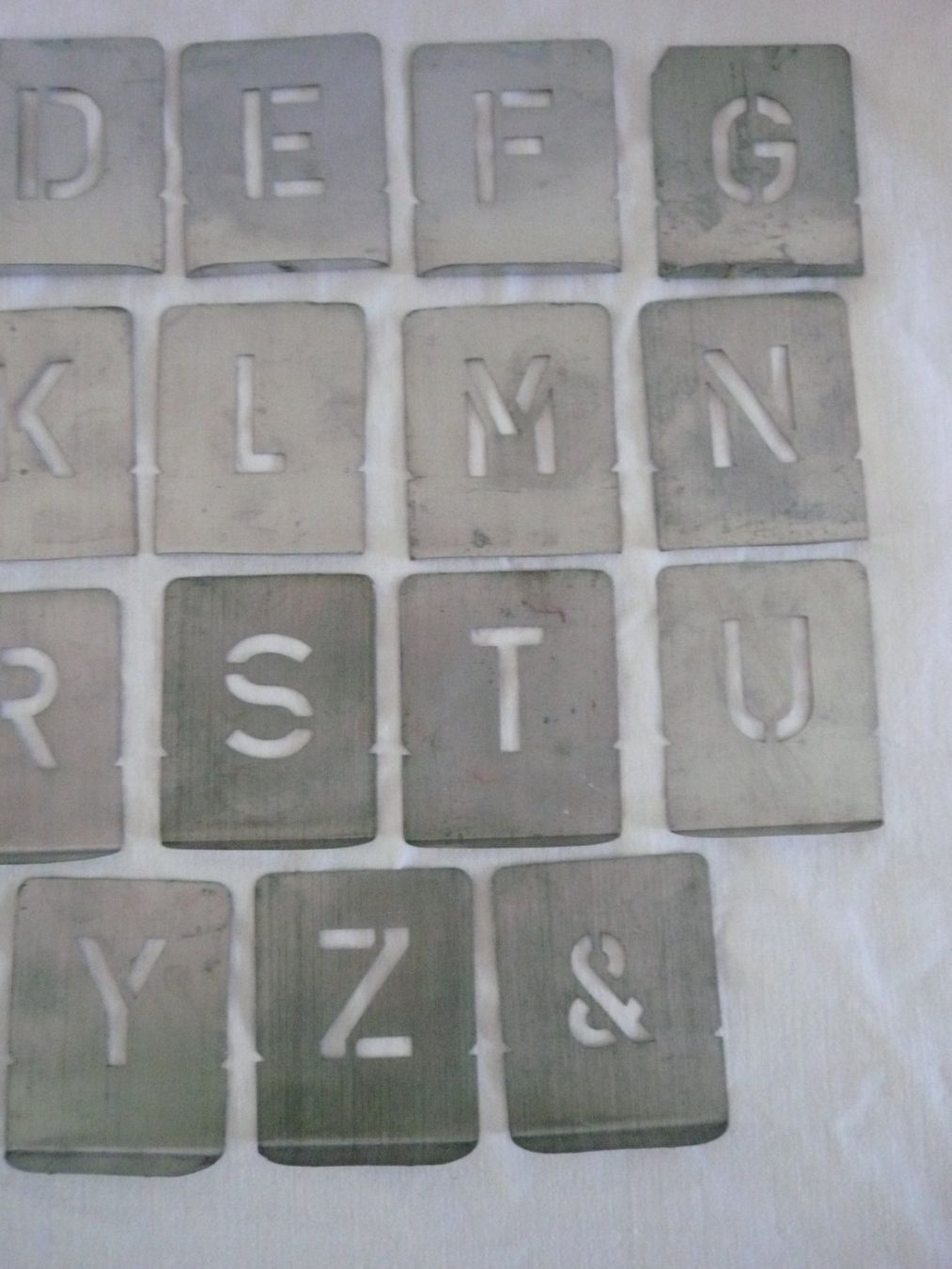 Sciablone: ABC-Buchstaben-Schablonen klein – Usato da Rotkreuz venduto da Busa17 3