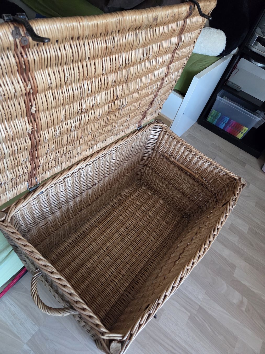 Coffres: Rattan Truhe mit Deckel, Vintage – D'occasion à Guntershausen b Aadorf par Miss_Piggy_86 1