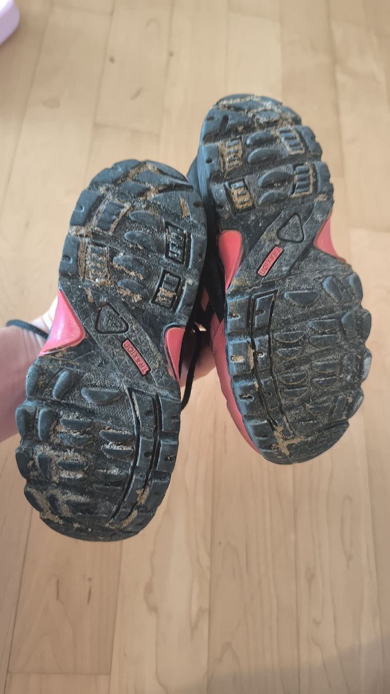 Adidas Scarpe per ragazzi: Adidas terrex gr 27 – Usato da St Gallen venduto da atc_6bwp 1
