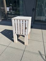 DYI-Nachttisch aus Holz - Unikat