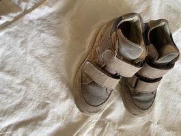 Kinderschuhe Grösse 28 mit Klettverschluss
