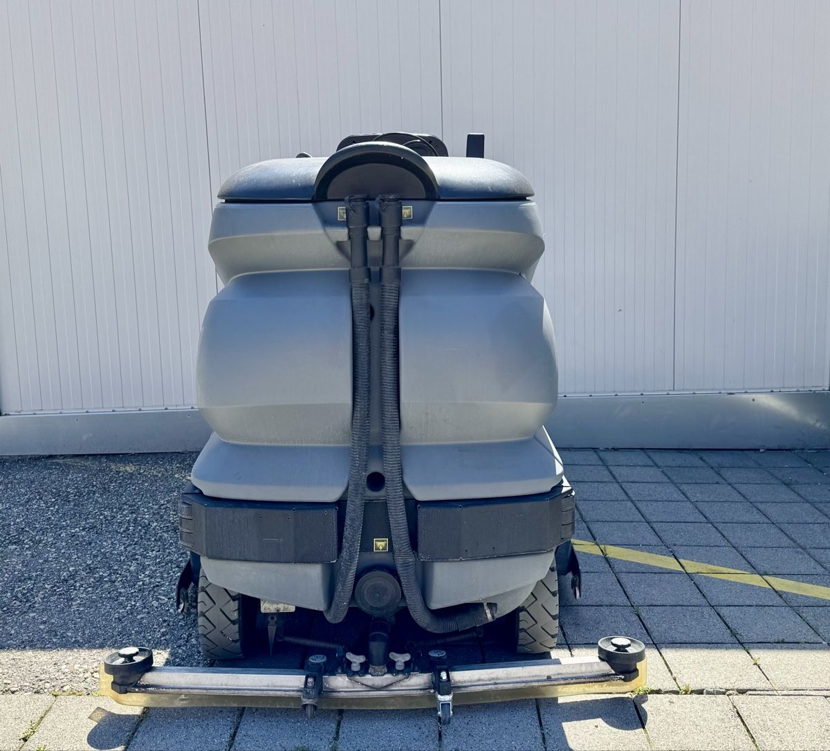 Kärcher Tutte le macchine: Scheuersaugmaschine Kärcher B 250 R  - 319 B.Std – Usato da Düdingen venduto da PrivatMarkt05 1