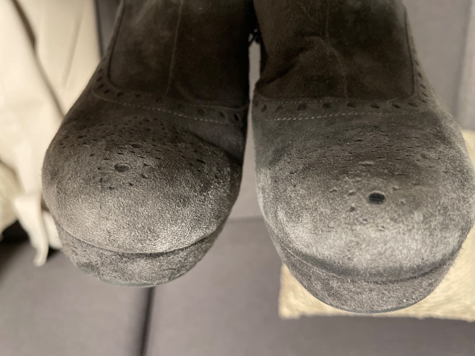 Scarpe da donna: Stiefelette Wildleder grau Les Venues Gr. 39 – Usato da Birsfelden venduto da Nic21 7