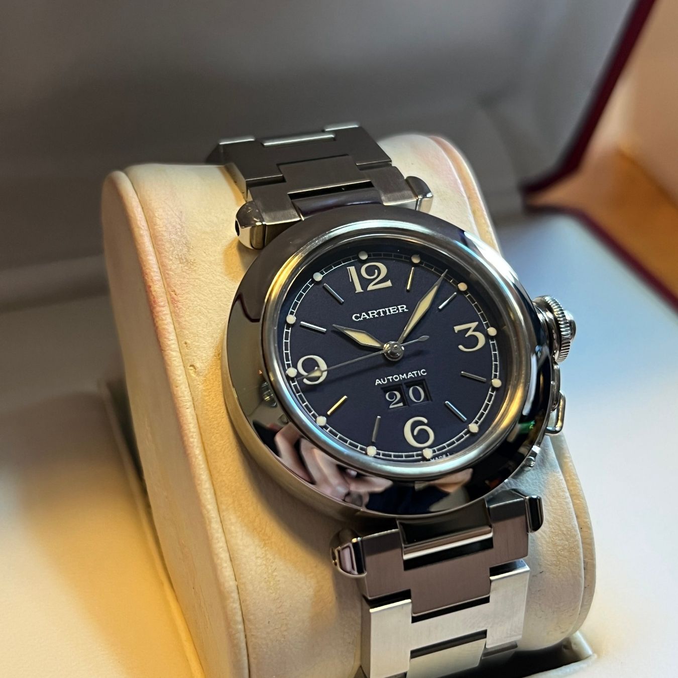 Cartier Uhren: Cartier Pasha C Big Date Automatic W31047M7 – Gebraucht aus Carouge GE von Watchaser 1
