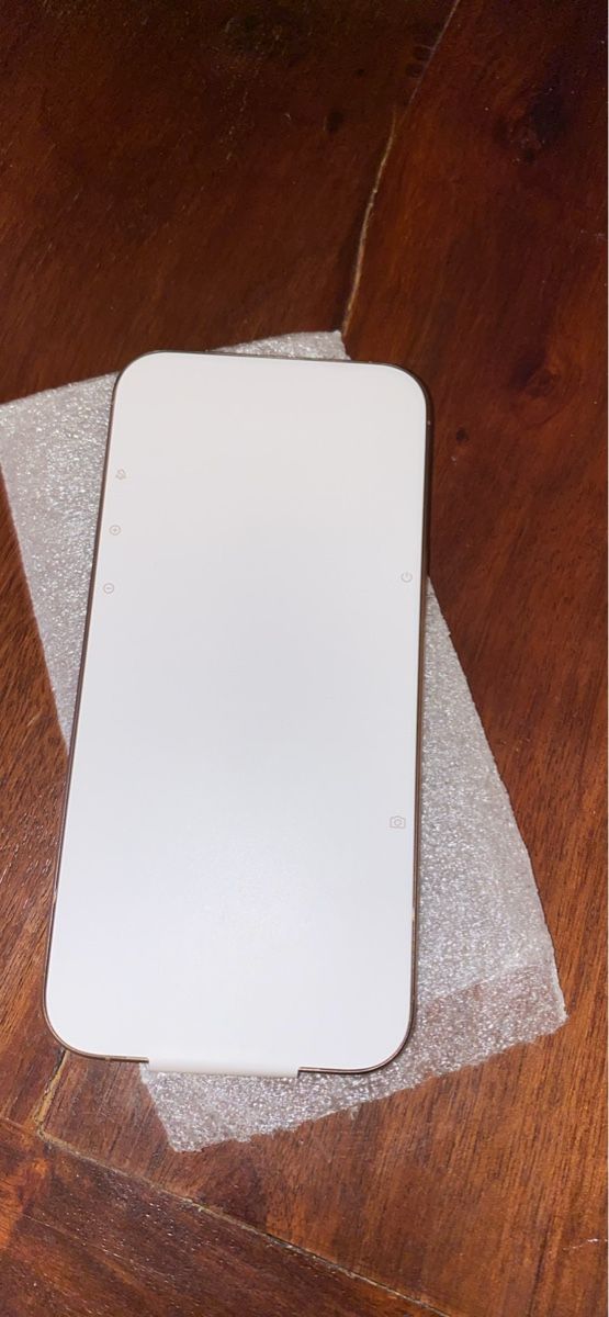 Apple Telefoni cellulari / Smartphones: Apple iPhone 16 Pro Max – Nuovo e nell'imballaggio originale da Buchs AG venduto da kah_wpx5 1