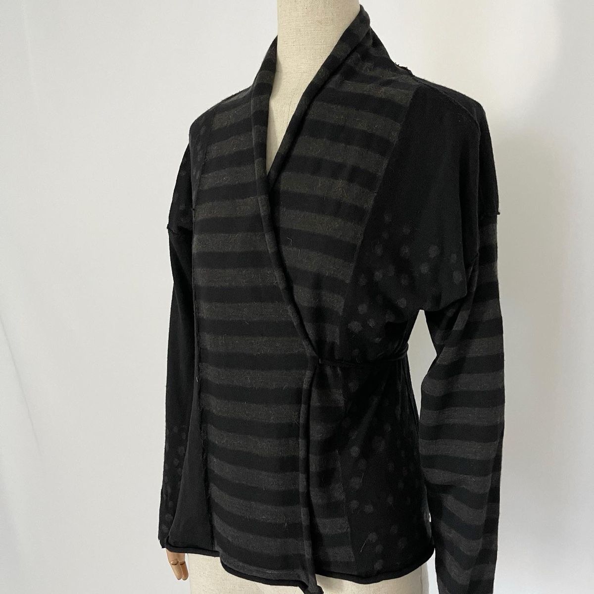 Maglioni & Felpe: MANUELLE GUIBAL Cardigan – Nuovo (secondo la descrizione) da Emmen venduto da Avviivva_Com2023 2