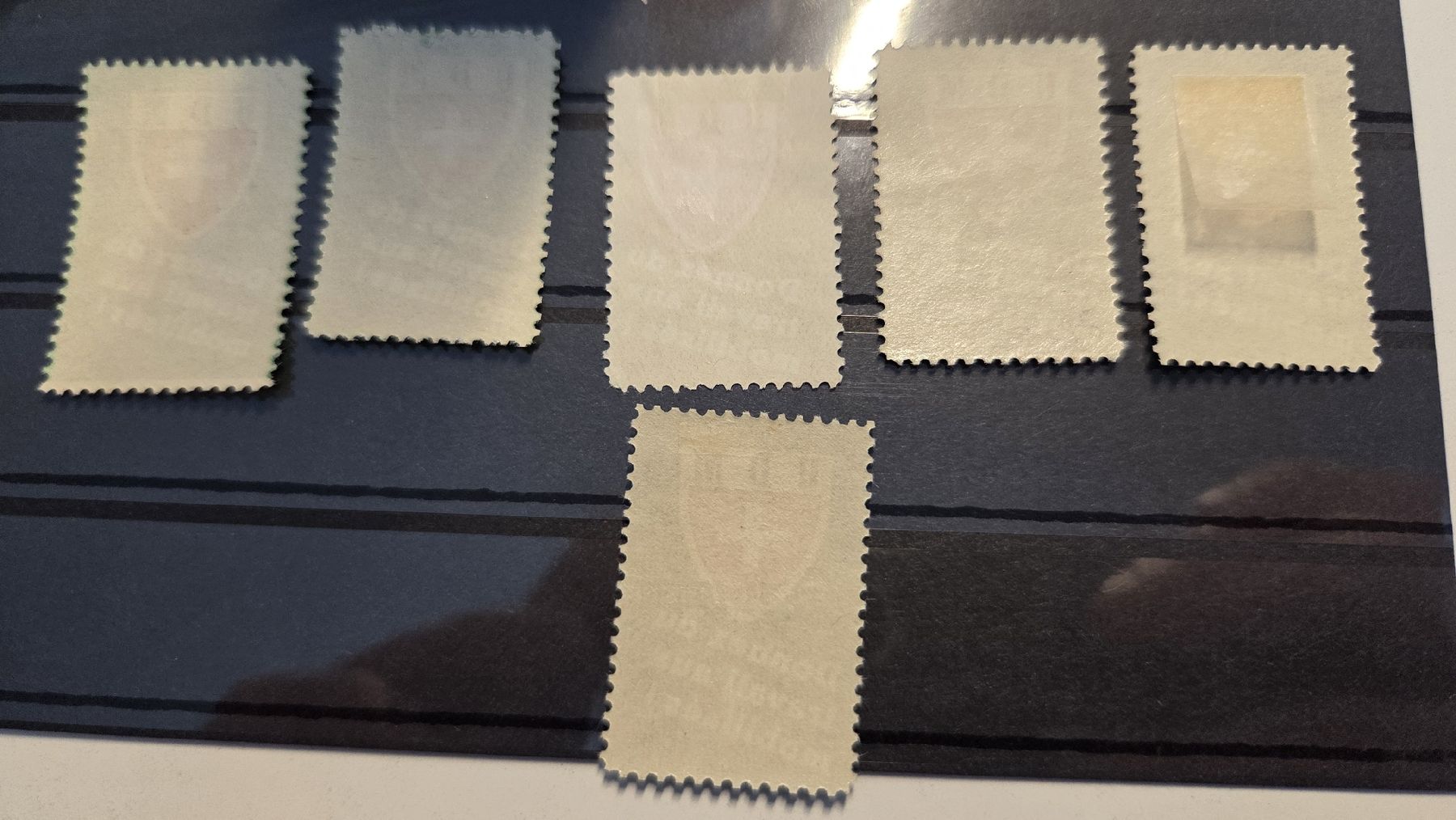 Tous les timbres: U D M Diverse Aufdrucke Noël – D'occasion à Arni AG par Moth68 1