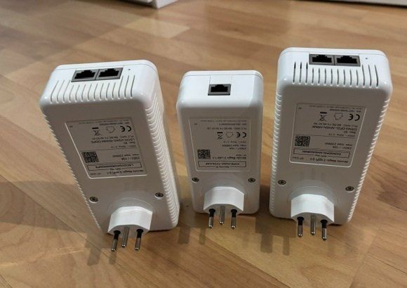 Devolo Unità & Adattatore: DEVOLO Magic 2 WiFi Starterkit inkl. Bedienungsanleitung – Usato da St. Margarethen TG venduto da Mapy1 1