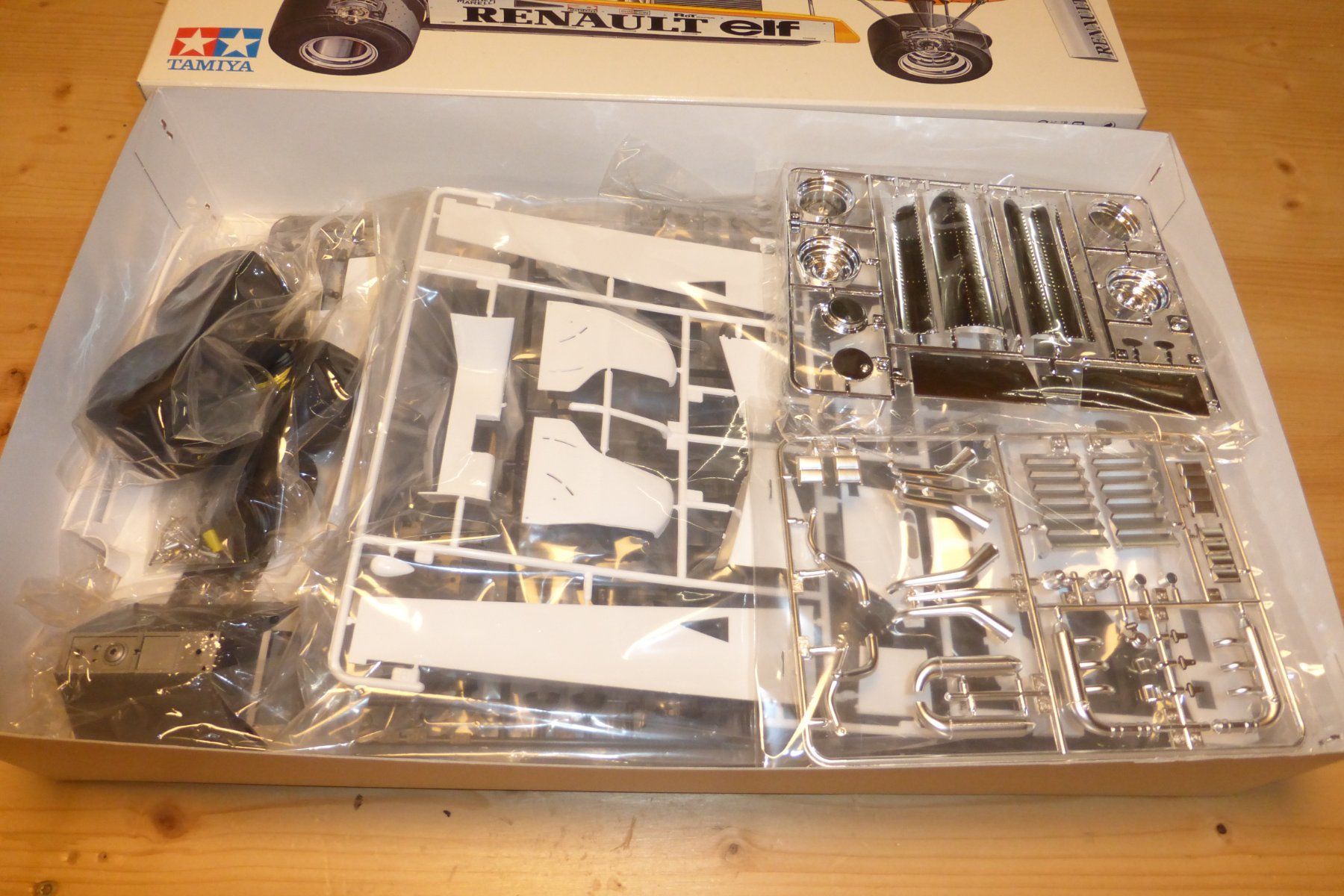 Tamiya Modellautos: Tamiya 1:12 Renault RE 20 – Gebraucht aus Gempen von Smokie72 1