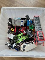 Spielzeugautos/ Bus / Töff / Truck / Lastwagen etc