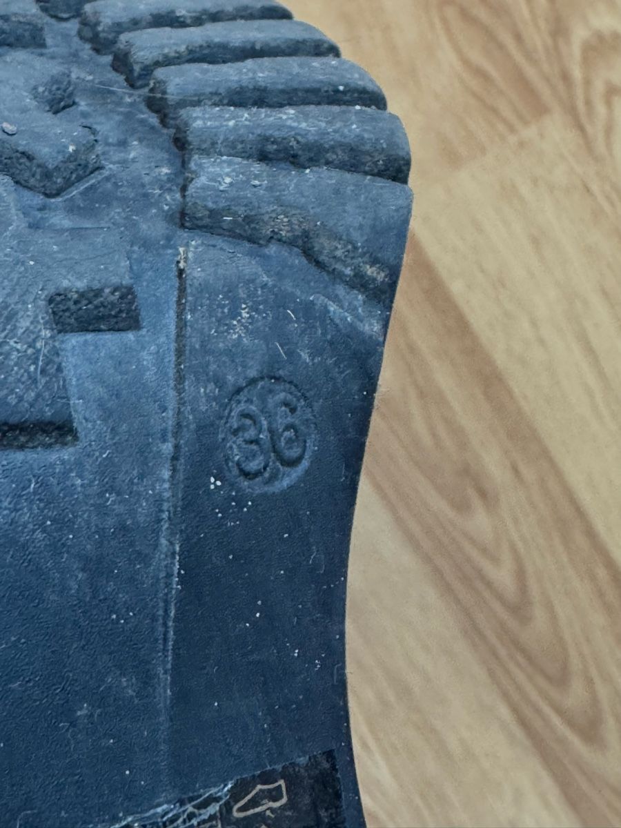 Scarpe da donna: ONLY Stiefelette mit Absatz | Veloursoptik | Grösse 36 – Nuovo (secondo la descrizione) da Schüpfheim venduto da lil_5jzb 4