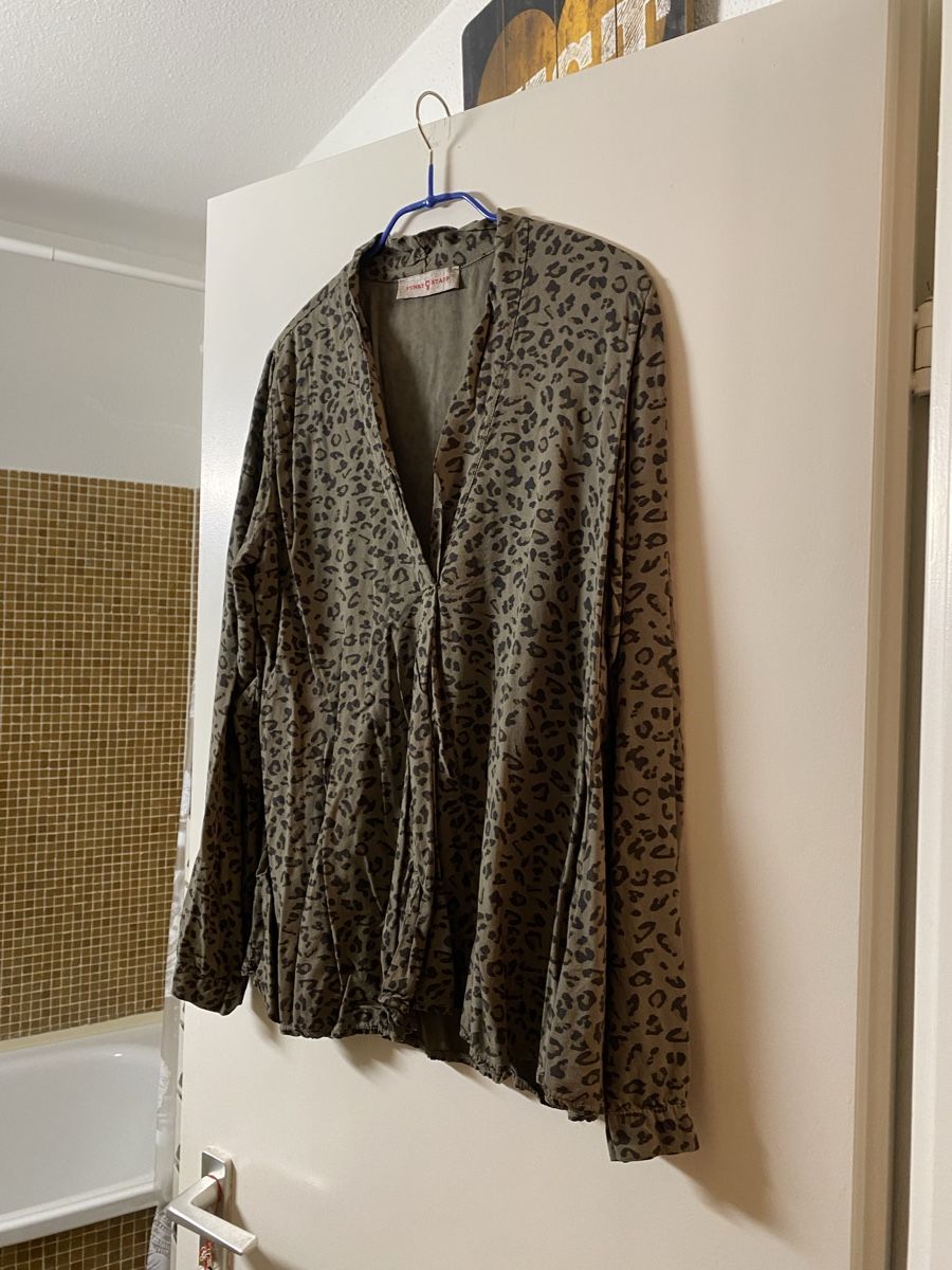 Camicette: Leoparden Bluse Gr. M/L – Usato da Zürich venduto da VictoriaV01