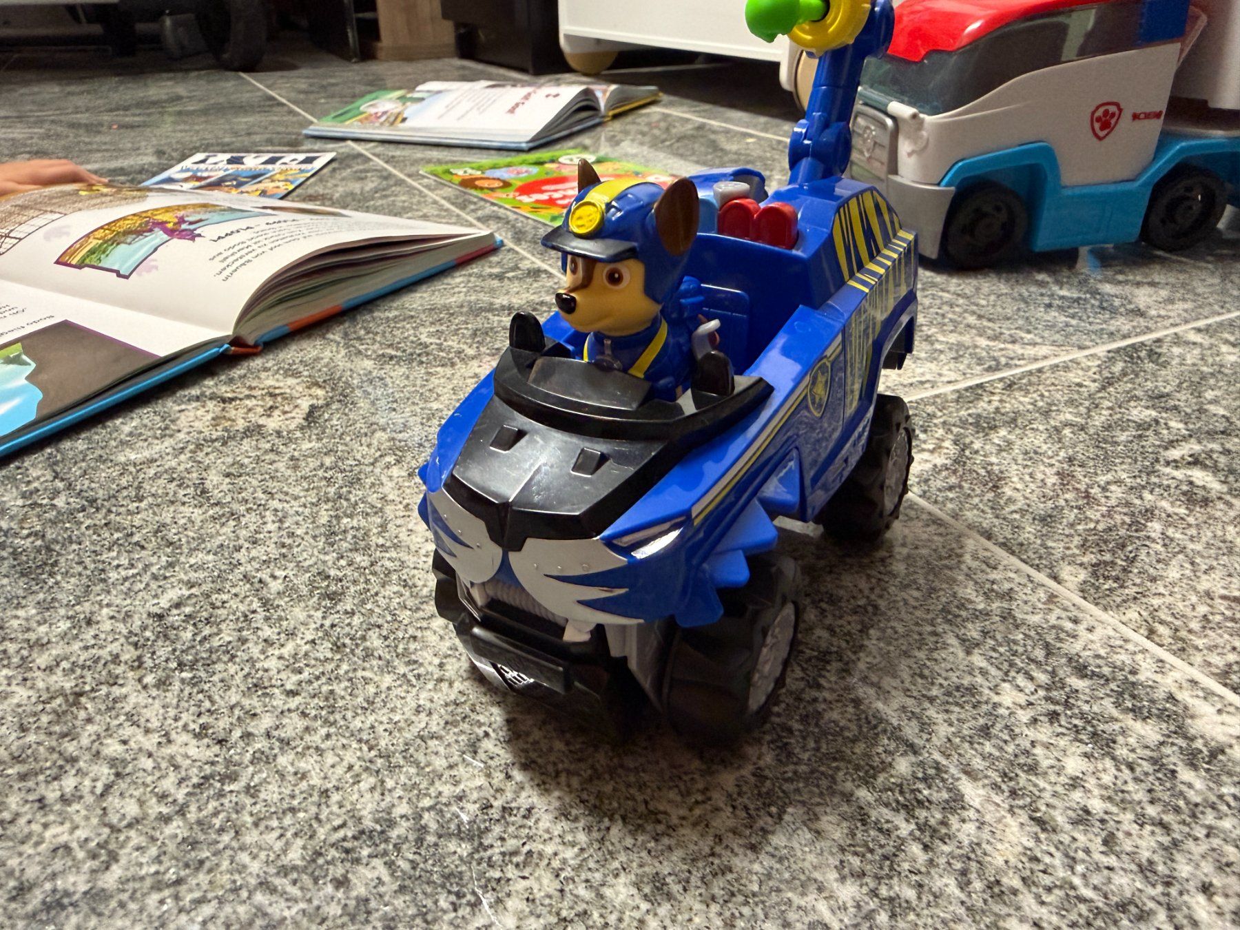 Spielzeuge: Paw Patrol - Chase – Gebraucht aus Neuenkirch von Studi_Kobra