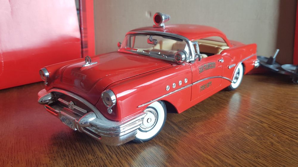 Maisto 1:26 Buick Century 55 Polizei Modellauto - Detailgetreue Metall-Nachbildung