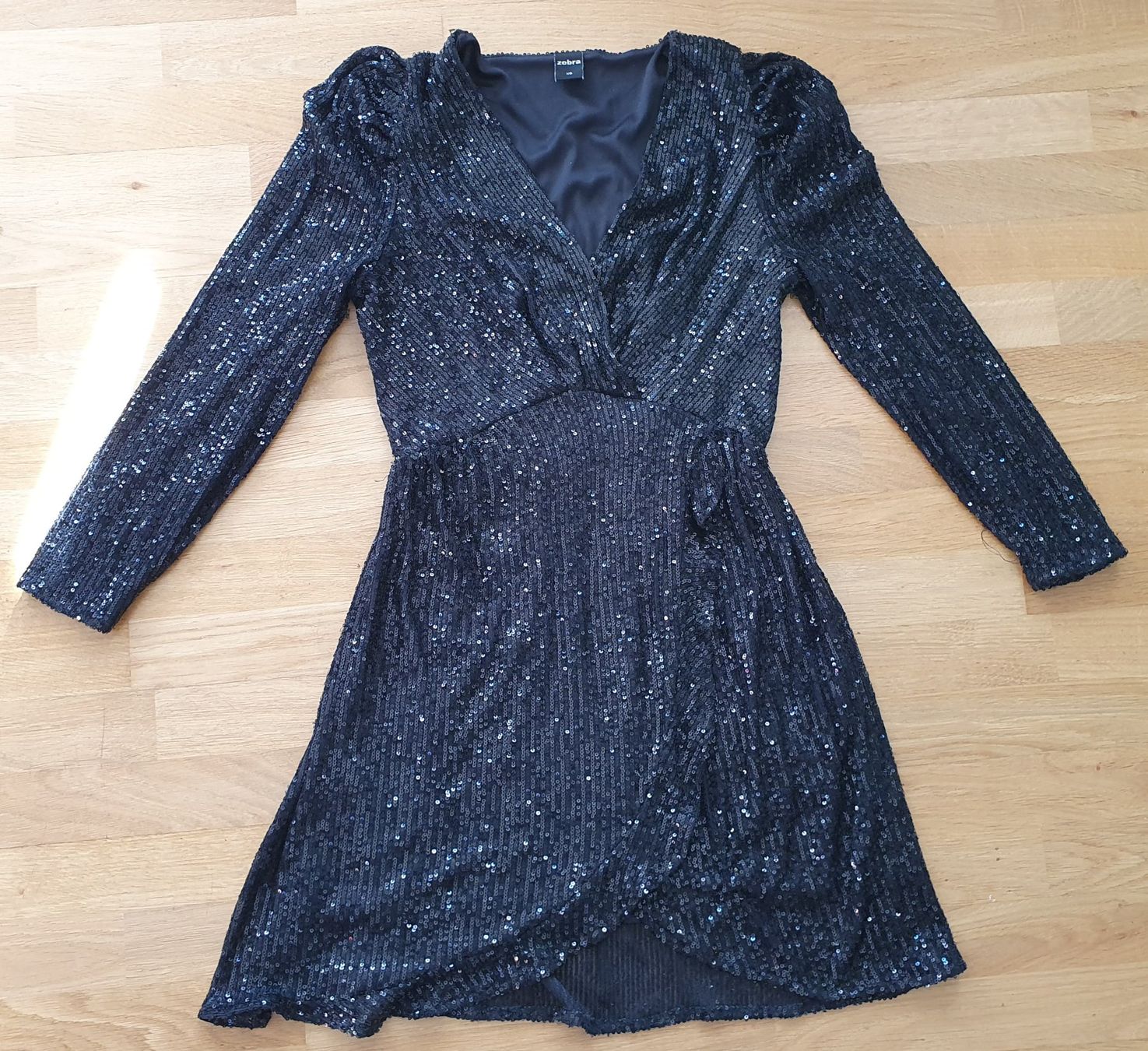 Zebra Kleider: Robe élégante avec paillettes - Taille XS – Gebraucht aus Court von Jovi2 4