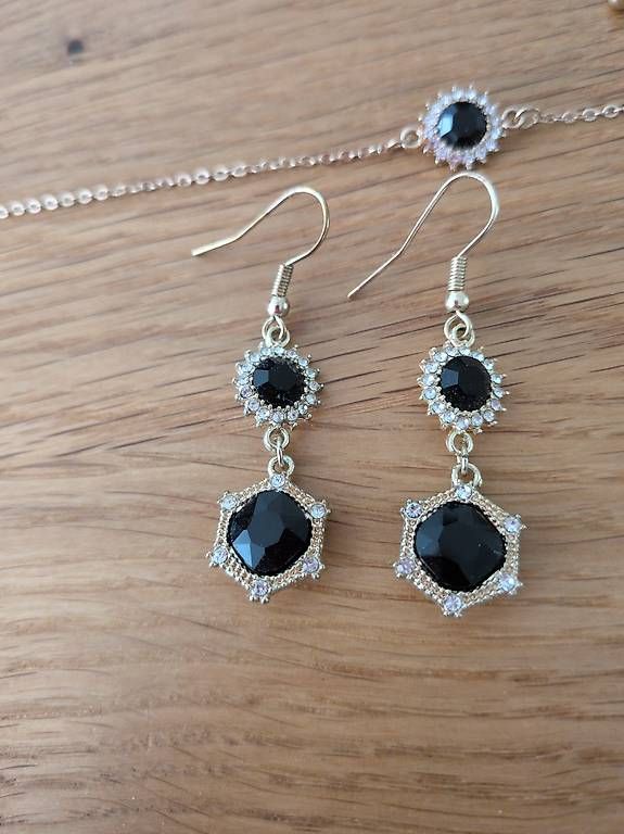 Altri gioielli: Modeschmuck Set  – Usato da Aarburg venduto da Noemi.H 3