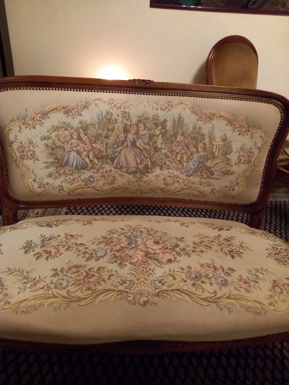 Divani: Antik Sofa Louis Philippe Style(Lovset) – Usato da Bern venduto da Imamrashed 1