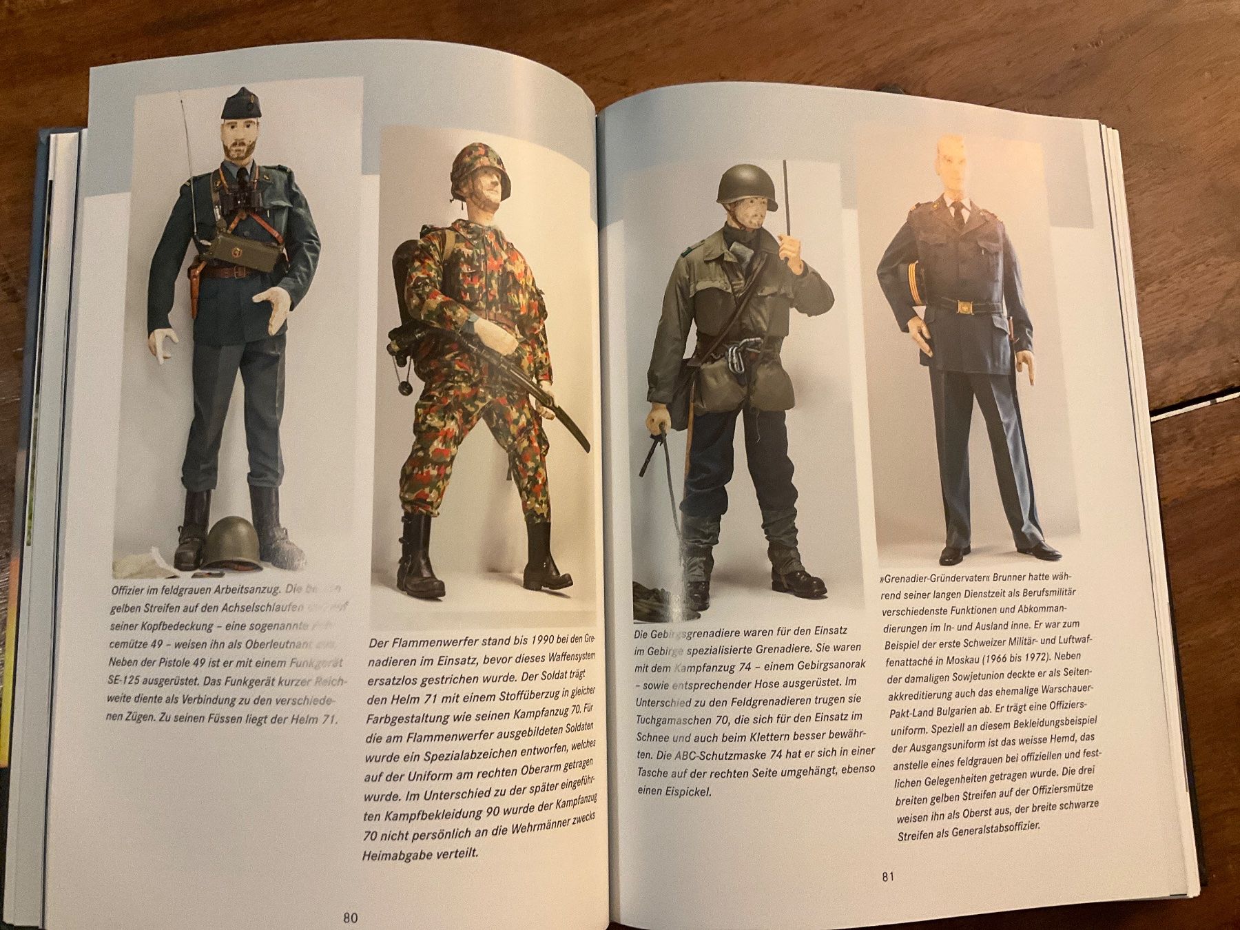 Libri: Das Kommando spezialkräfte der Schweizer armee – Usato da Avenches venduto da Lactobacille 4