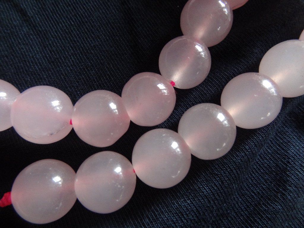 Pietre preziose: schöne "Rosenquarz" Perlen 12mm - 1 Strang – Nuovo e nell'imballaggio originale da Ittenthal venduto da Hwaggis 1