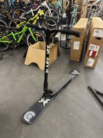 Micro Black Ice Scooter Ski-Scooter, Neu
