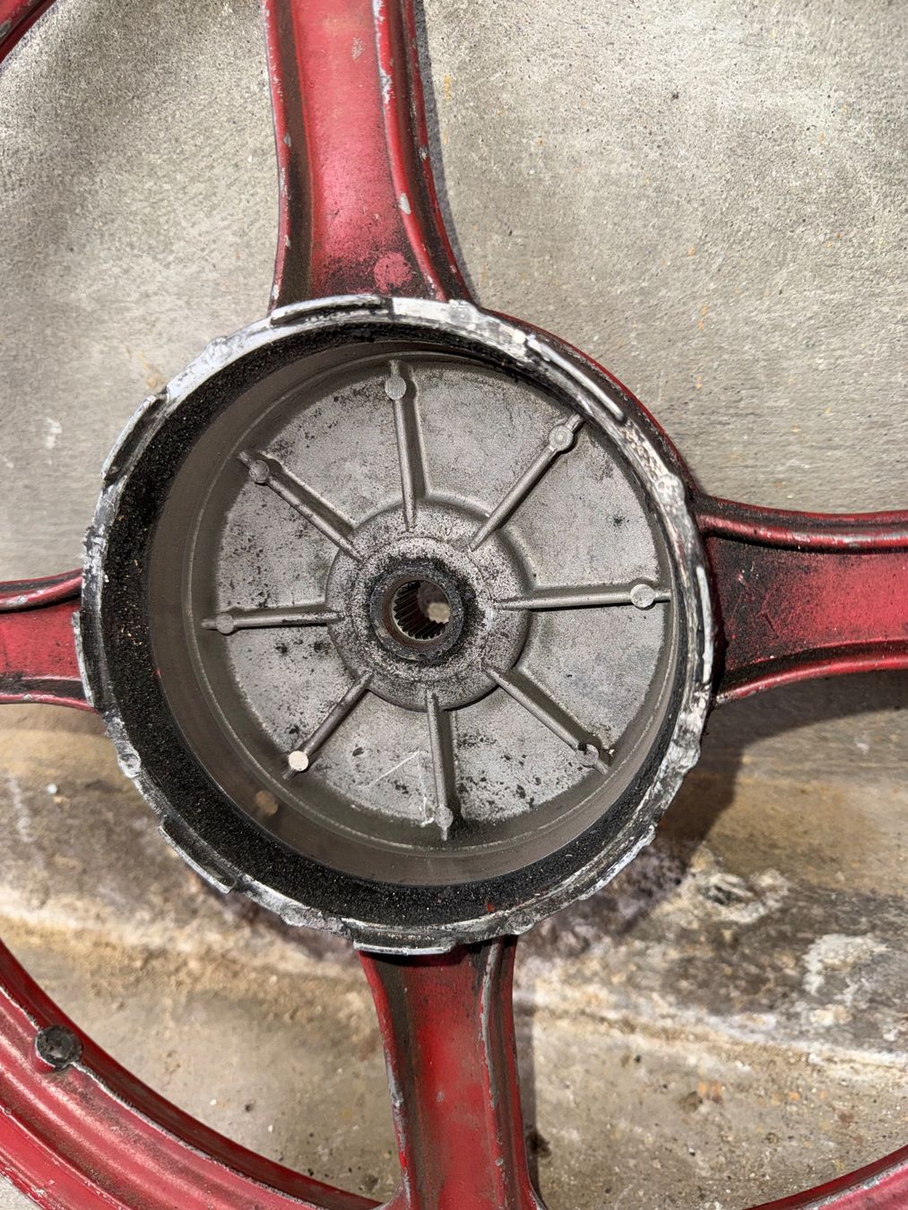 Piaggio Parti ricambio per ciclomotori: Piaggio Ciao Mofa Gussfelgen Hinterrad – Usato da Fahrni b. Thun venduto da berger_tuning34 2