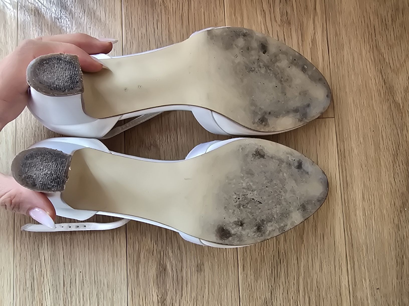 Rainbow Scarpe da donna: Rainbow Brautschuhe Anika, Gr. 38 – Usato da Hergiswil NW venduto da Pexiilexii 4
