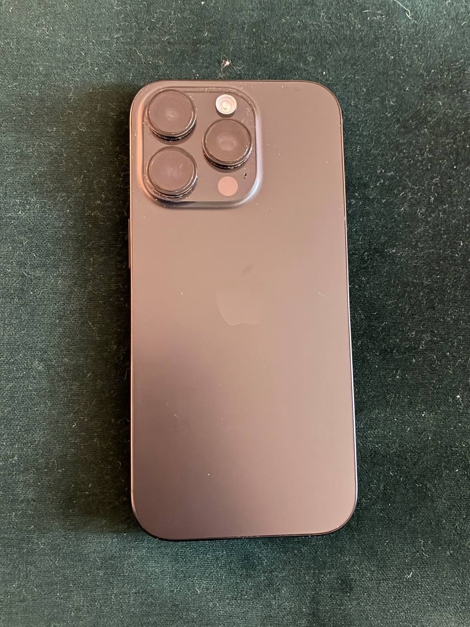 Apple Telefoni cellulari / Smartphones: iPhone 16 pro / 256 GB / Black Titanium – Usato da Zürich venduto da tal_9vpj 8