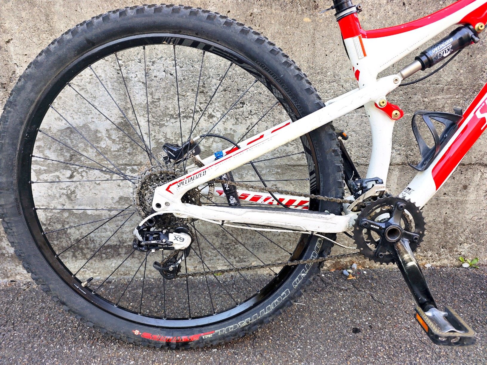 Specialized Biciclette: Specialized Epic Mtb fully xc 29 mtb velo bike M – Usato da Chur venduto da Edina1994 2
