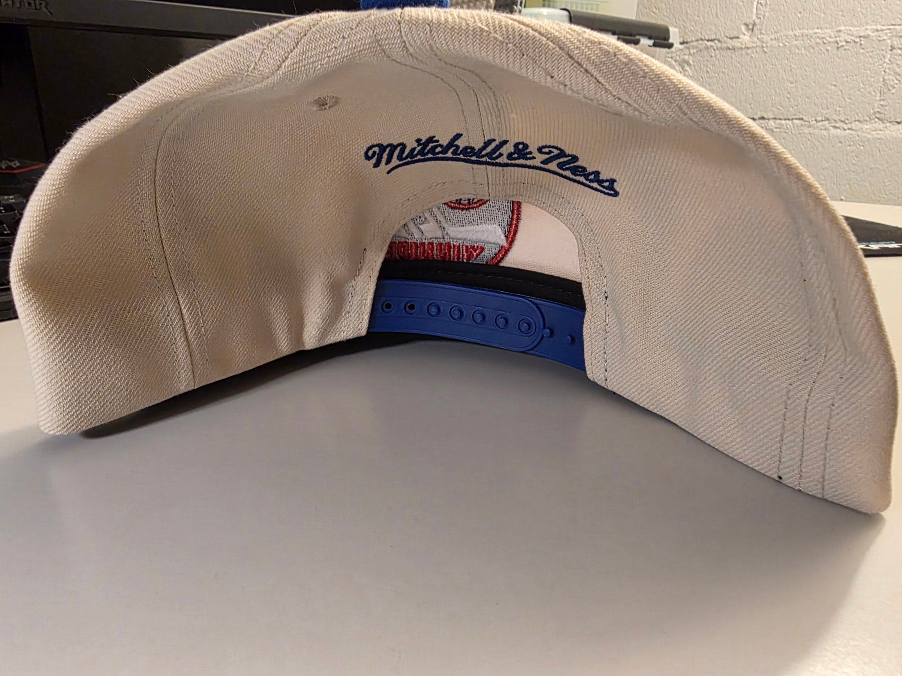 Mitchell & Ness Copricapi, berretti & cappellini: Cap Mitchell & Ness Original Fit Snapback Winnipeg Jets – Nuovo e nell'imballaggio originale da Mörigen venduto da Gadgeteer 2
