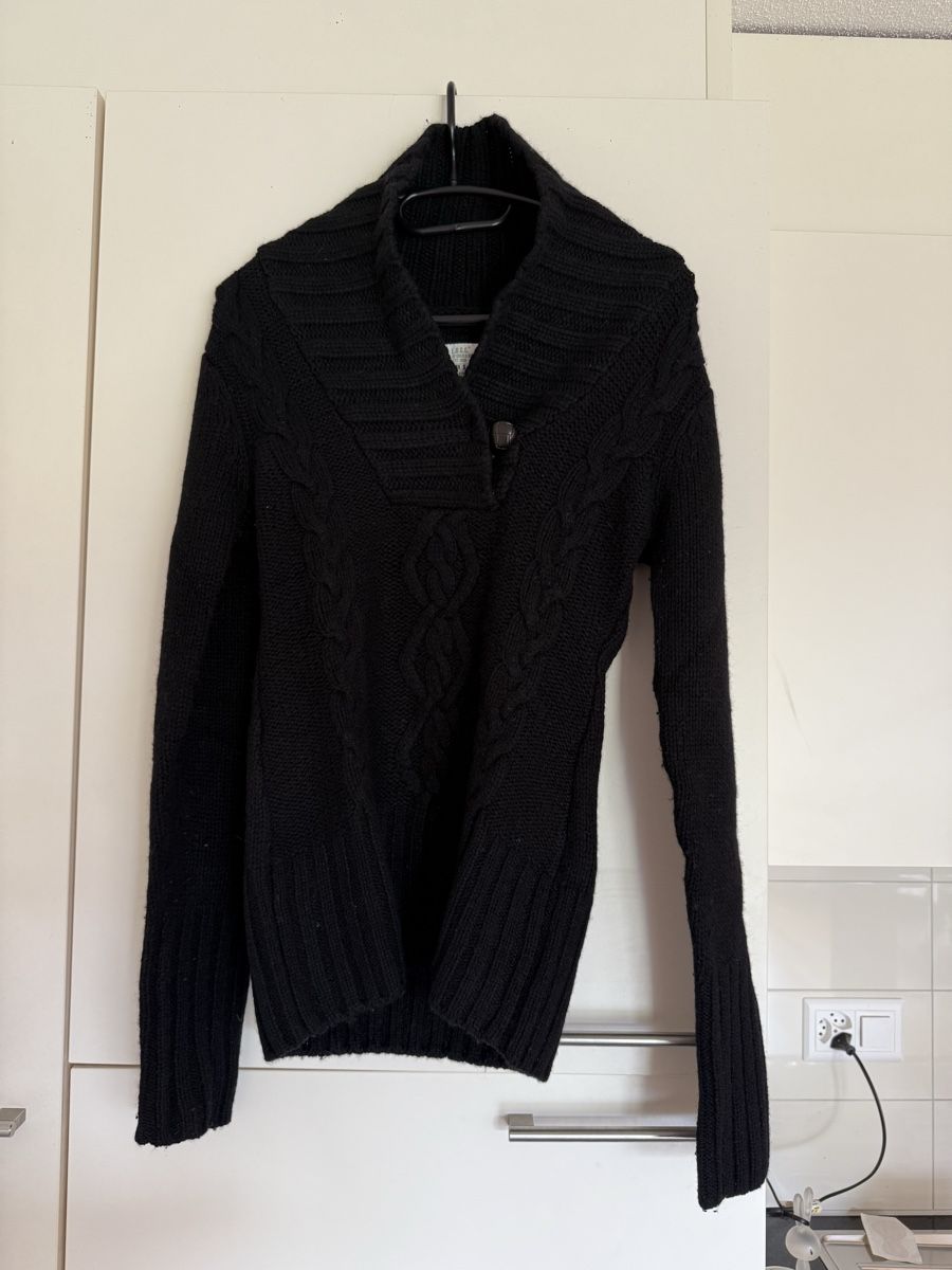 H&M Maglioni & Felpe: Schwarzer Strickpullover H&M Grösse S – Usato da Oberglatt ZH venduto da lar_2nv2